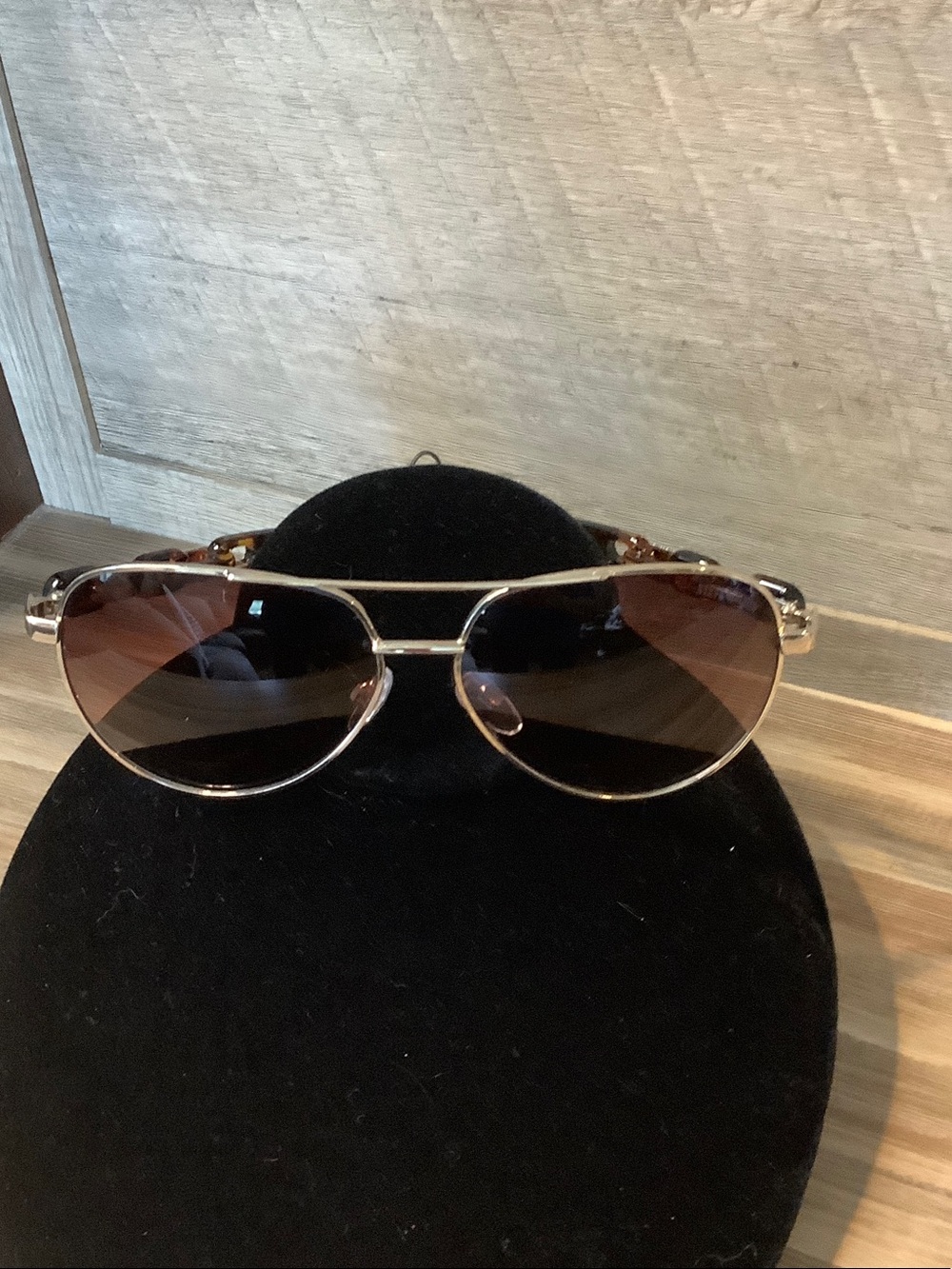 Steve Madden Women's Aviator Sunglasses in Brown Gradient - Classic Metal Frame